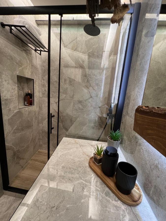 Supreme Malibu Suite Alexandroúpolis Ngoại thất bức ảnh